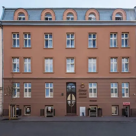 Old Town Aptartments - B23-3